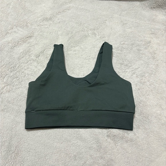 Gymshark Breeze Lightweight Seamless Sports Bra - Picture 4 of 4